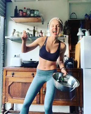 Isabelle Cornish OnlyFans Leaked Free Thumbnail Picture - #kuQ7rs3XKM