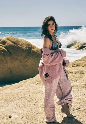 Isabelle Fuhrman OnlyFans Leaked Free Thumbnail Picture - #SCgp81fWKn