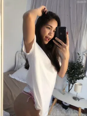 Isabelle Haris OnlyFans Leaked Free Thumbnail Picture - #SURdws3ESB