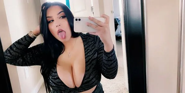 Isabelle Maltais OnlyFans Leaked Free Thumbnail Picture - #5pMOB6tPuM