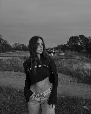 Isabelle Rasmussen OnlyFans Leaked Free Thumbnail Picture - #SigCFnFBG5