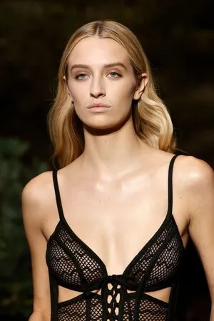 Isabelle Schilling OnlyFans Leaked Free Thumbnail Picture - #oC4BcUPA24