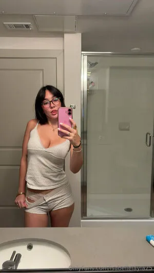Isabellelayla25 OnlyFans Leaked Free Thumbnail Picture - #9fYxOWIfjQ