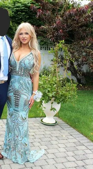 Isadora Maksym OnlyFans Leaked Free Thumbnail Picture - #8eAdoeg0nD