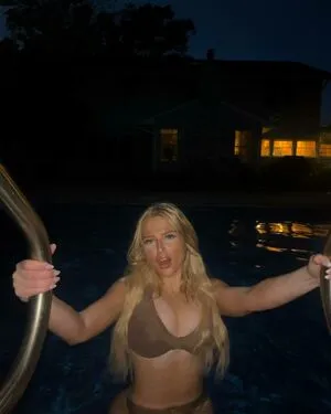 Isadora Maksym OnlyFans Leaked Free Thumbnail Picture - #tWWXJYr5To