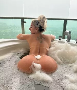 Isadora Vale Dezoitou OnlyFans Leaked Free Thumbnail Picture - #LmxN7JKhqu