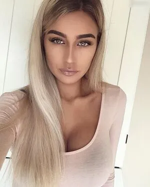 Isallieh OnlyFans Leaked Free Thumbnail Picture - #Wook0ag9Ah