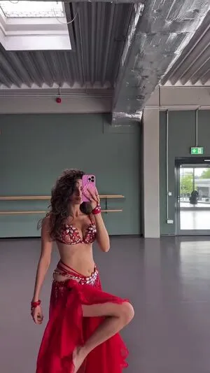 Ischtar Isik OnlyFans Leaked Free Thumbnail Picture - #2GMN2Mpr9h