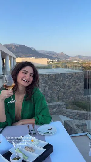 Ischtar Isik OnlyFans Leaked Free Thumbnail Picture - #7AA2QfItNG