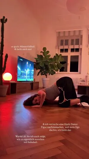 Ischtar Isik OnlyFans Leaked Free Thumbnail Picture - #HetAfmA5FA