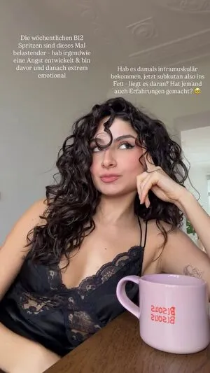 Ischtar Isik OnlyFans Leaked Free Thumbnail Picture - #T6El5LEqv1