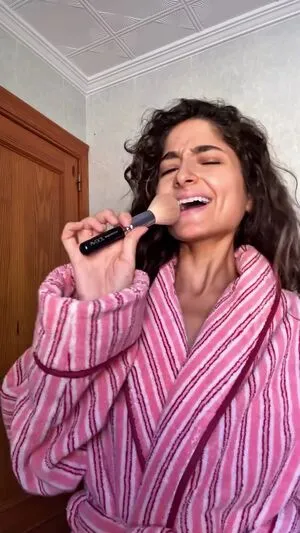 Ischtar Isik OnlyFans Leaked Free Thumbnail Picture - #bgF4u8Woci