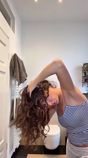 Ischtar Isik OnlyFans Leaked Free Thumbnail Picture - #eAC7n8SGpi