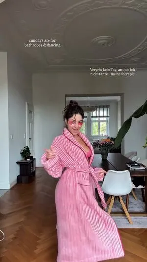 Ischtar Isik OnlyFans Leaked Free Thumbnail Picture - #lgYl7cQpgA