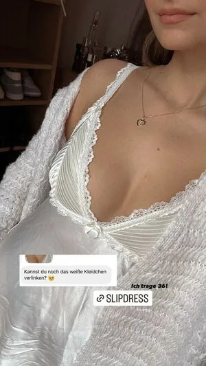 Ischtar Isik OnlyFans Leaked Free Thumbnail Picture - #sJBtkBWrOs