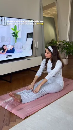 Ischtar Isik OnlyFans Leaked Free Thumbnail Picture - #siE3TN1Qmq