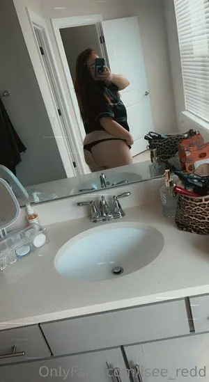 Isee Redd OnlyFans Leaked Free Thumbnail Picture - #HKTea9k0jB
