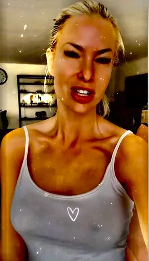 Isi Glck OnlyFans Leaked Free Thumbnail Picture - #x2cT9bfrKC