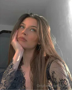 Isia Slay OnlyFans Leaked Free Thumbnail Picture - #PgTfSimOXY