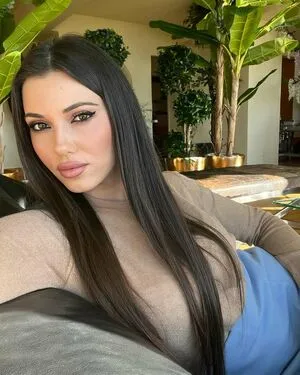 Isidora OnlyFans Leaked Free Thumbnail Picture - #UVTOOUMwoc