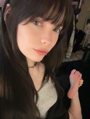 Isizzly Sizzlymizzly OnlyFans Leaked Free Thumbnail Picture - #C7l3n26uOR