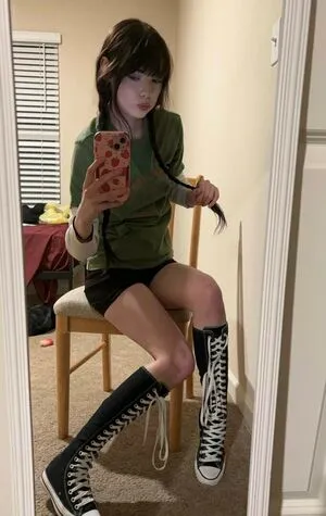 Isizzly Sizzlymizzly OnlyFans Leaked Free Thumbnail Picture - #MJDUM7VidY