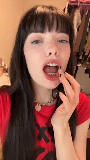 Isizzly OnlyFans Leaked Free Thumbnail Picture - #K77jRx0vBB