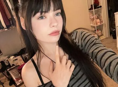 Isizzly OnlyFans Leaked Free Thumbnail Picture - #aWcKUciObR