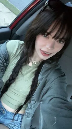 Isizzly OnlyFans Leaked Free Thumbnail Picture - #ai1WWBJquL