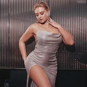 Iskra Lawrence OnlyFans Leaked Free Thumbnail Picture - #0lpy43vlVB