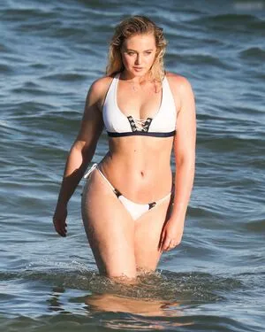 Iskra Lawrence OnlyFans Leaked Free Thumbnail Picture - #B6978hSqWa