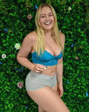 Iskra Lawrence OnlyFans Leaked Free Thumbnail Picture - #FlwNUbKrN3