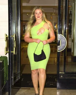 Iskra Lawrence OnlyFans Leaked Free Thumbnail Picture - #u3hL9R64qS