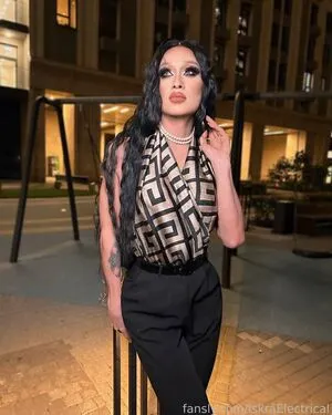 Iskraelectrical OnlyFans Leaked Free Thumbnail Picture - #88qK9VQH1t