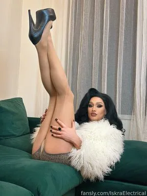 Iskraelectrical OnlyFans Leaked Free Thumbnail Picture - #b2eZgSLHVz