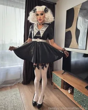 Iskraelectrical OnlyFans Leaked Free Thumbnail Picture - #t0xUrJUt9v