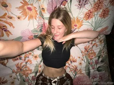 Isla Mae OnlyFans Leaked Free Thumbnail Picture - #eZBmZWsBd6