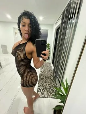 Isla Petite OnlyFans Leaked Free Thumbnail Picture - #Fyxb0Hlh4m