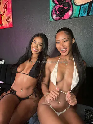 Islabizaxxx OnlyFans Leaked Free Thumbnail Picture - #ClslSNYdlt