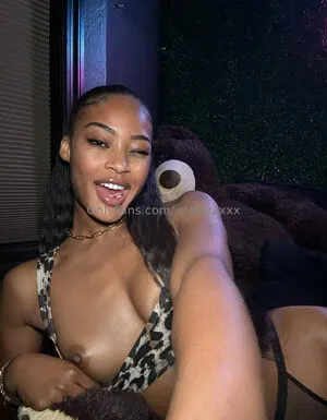 Islabizaxxx OnlyFans Leaked Free Thumbnail Picture - #b4JU8Xdimg