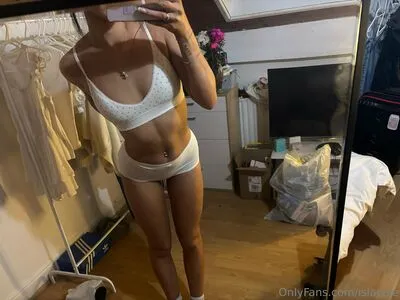 Islacole OnlyFans Leaked Free Thumbnail Picture - #7iBNY6XbLj
