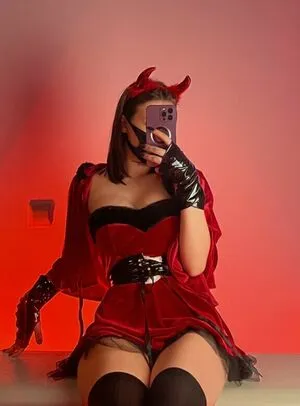 Ismilfa OnlyFans Leaked Free Thumbnail Picture - #beIyaXx465