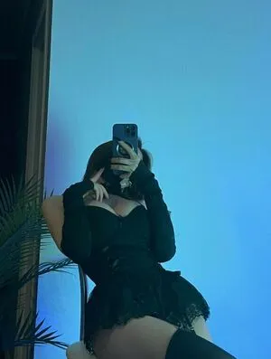 Ismilfa OnlyFans Leaked Free Thumbnail Picture - #c2EjxadJpe