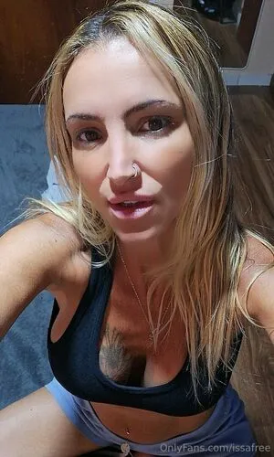 Issafree OnlyFans Leaked Free Thumbnail Picture - #8yqcu1Jlim