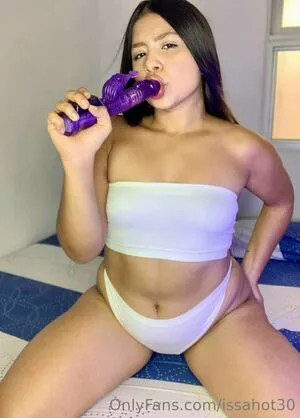 Issahot30 OnlyFans Leaked Free Thumbnail Picture - #1gb2TClftb