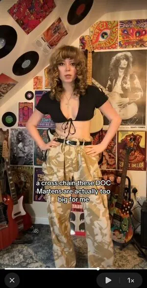 Issy Allen OnlyFans Leaked Free Thumbnail Picture - #4Bll4HOnOZ
