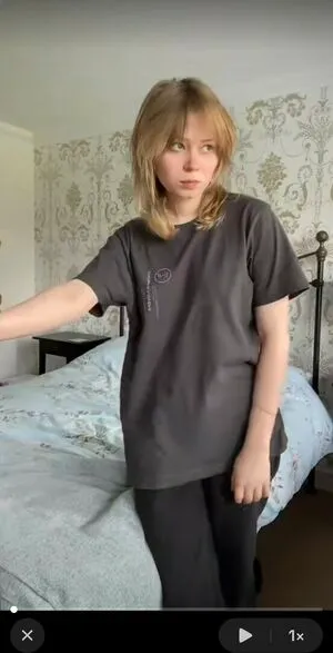 Issy Allen OnlyFans Leaked Free Thumbnail Picture - #OYMwNnec3r