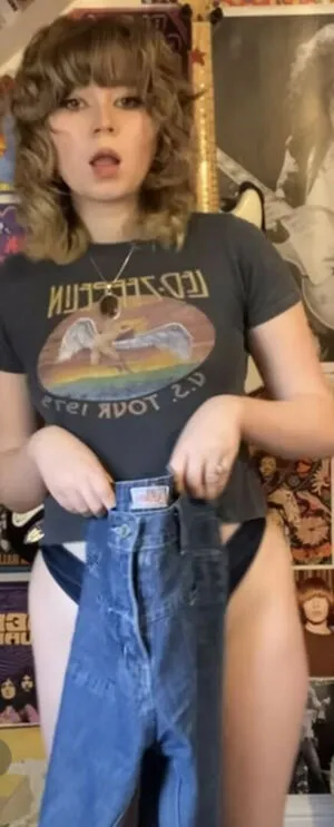 Issy Allen OnlyFans Leaked Free Thumbnail Picture - #jRo6QtCVLO