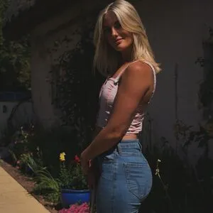 Issy Anderson OnlyFans Leaked Free Thumbnail Picture - #2eVRLCMzXM