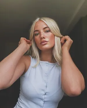 Issy Anderson OnlyFans Leaked Free Thumbnail Picture - #2mAPvuBsCK